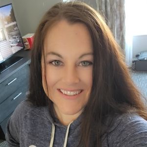 Meet your Posher, Liz